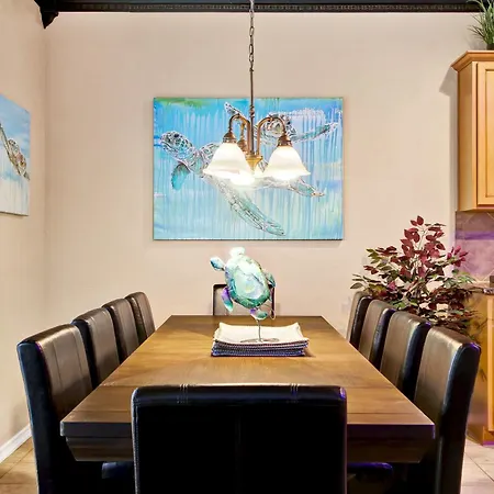Aqueous - A Birdy Vacation Rental